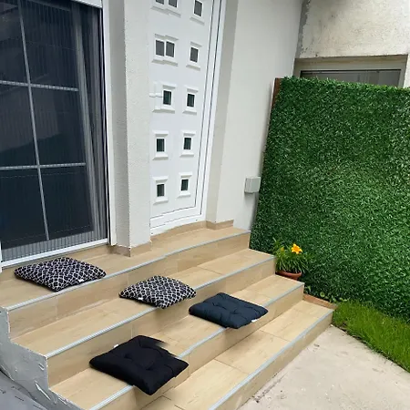 Stab 2 Centre Apartament *